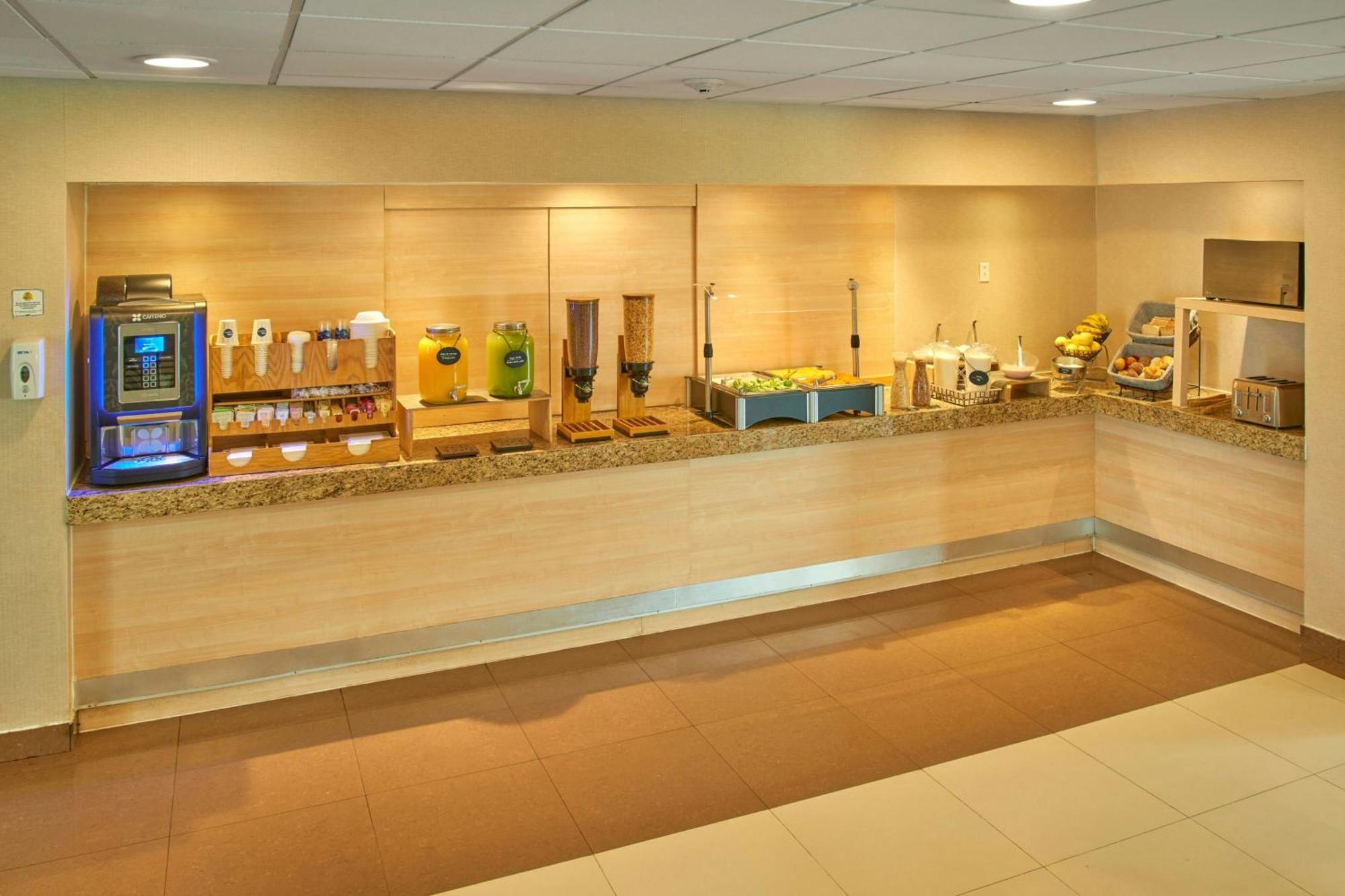 克夫雷贡城市快捷酒店 Ciudad Obregón 外观 照片
